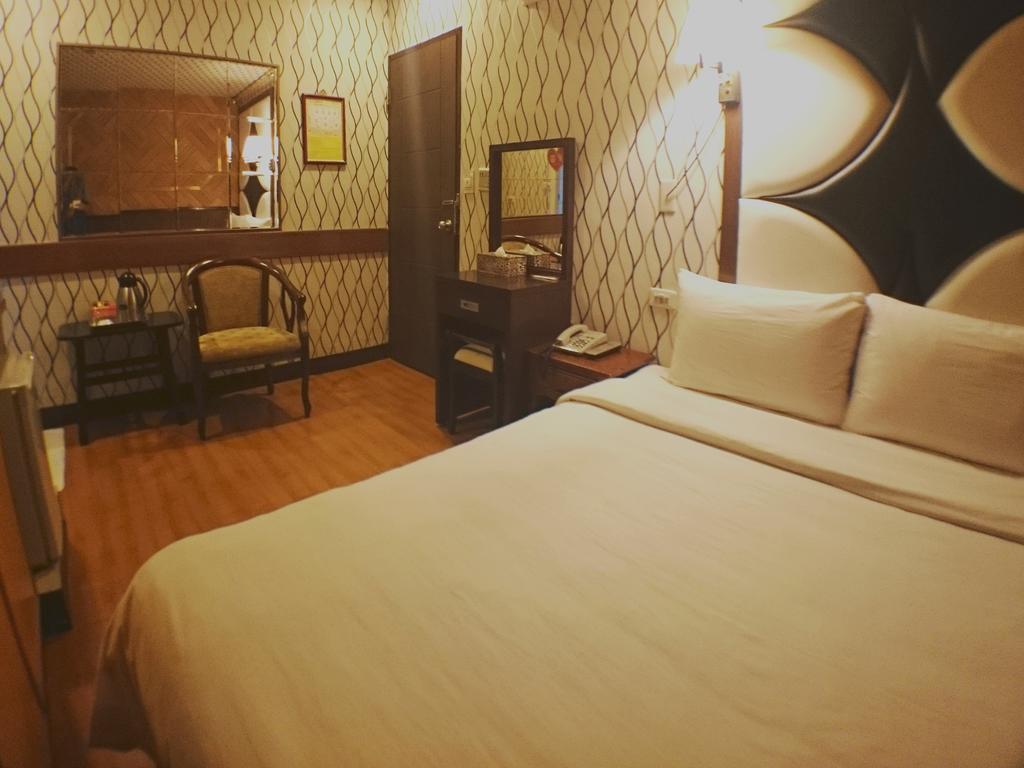 Fu Chia Hotel Keelung Oda fotoğraf